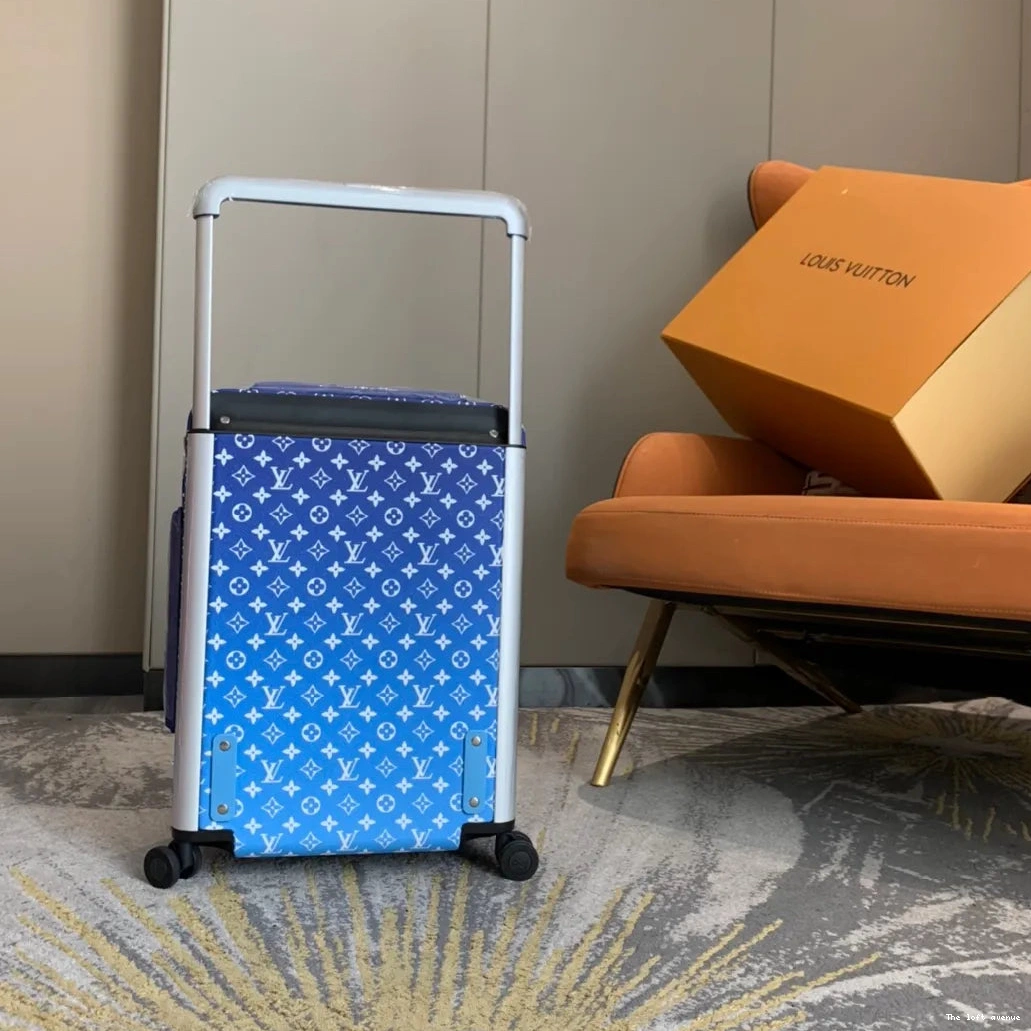 CUSTOM SUITCASE HORIZON 55 CABIN CLOUDS 37L 0717
